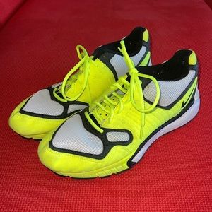 VINTAGE. Nike Air Zoom Talaria ‘97 Volt.